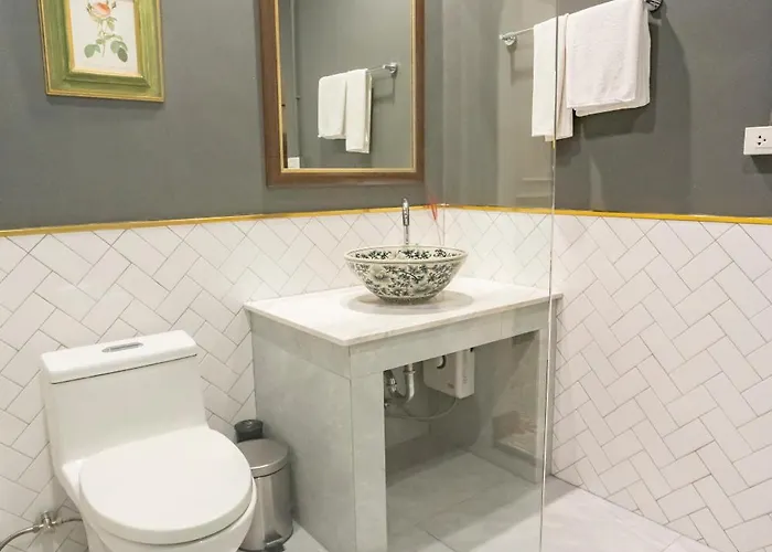 Na Vayla Paplern 4* Bangkok